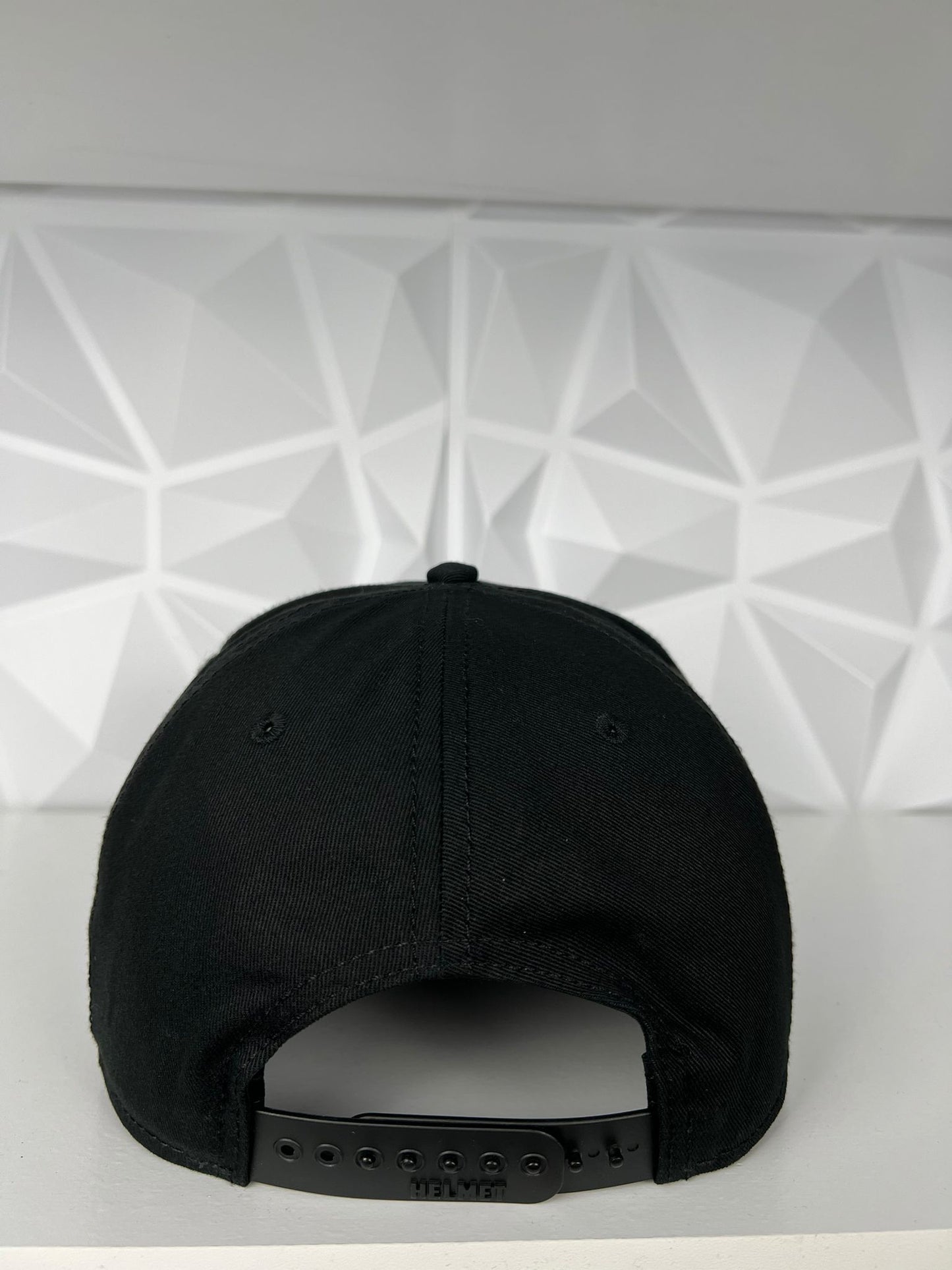 Poker SnapBack gorra- negra/dorado