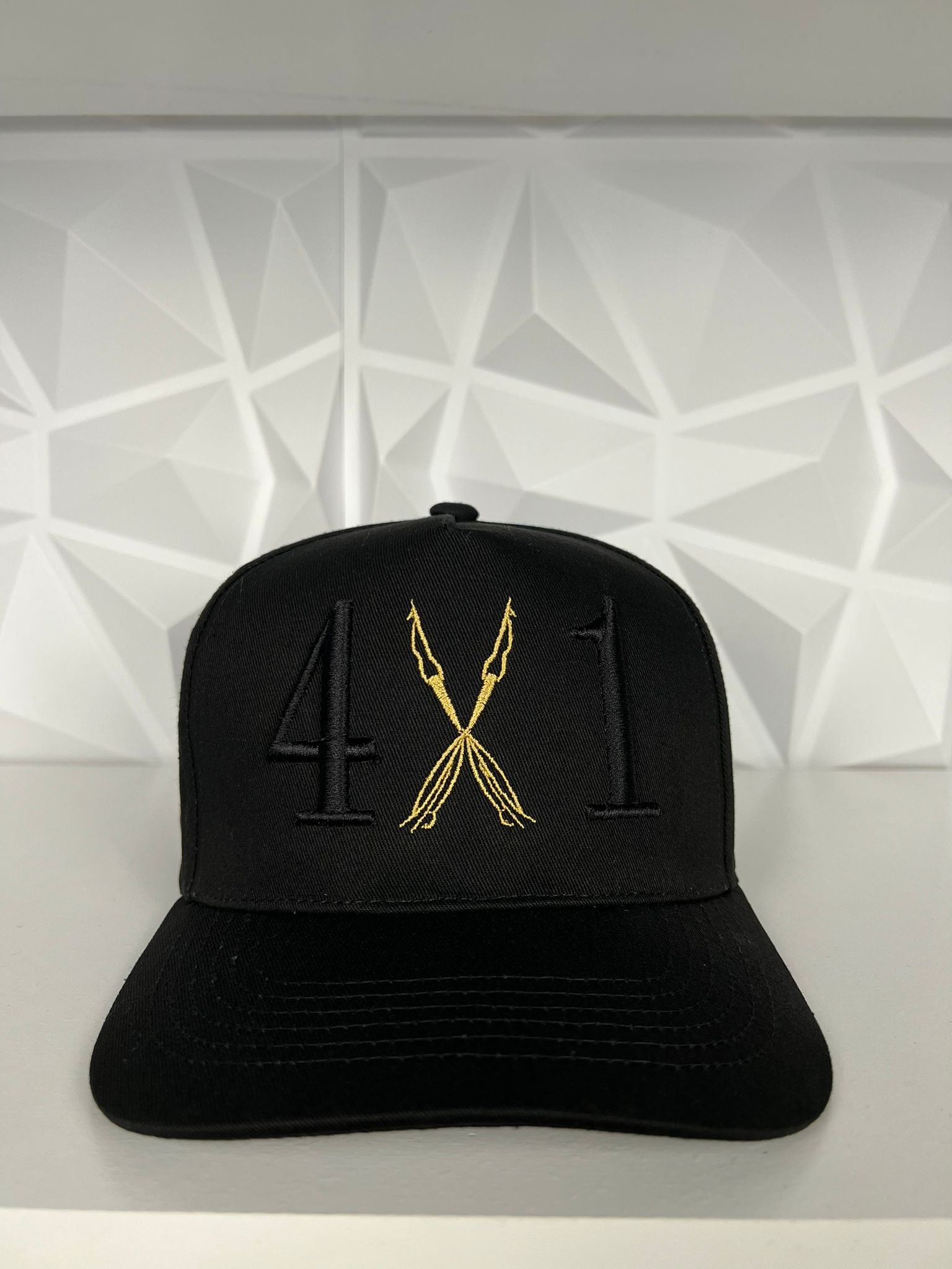 4X1 SnapBack Gorra- Negra