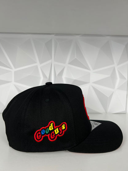 Chucky SnapBack gorra-negra/roja