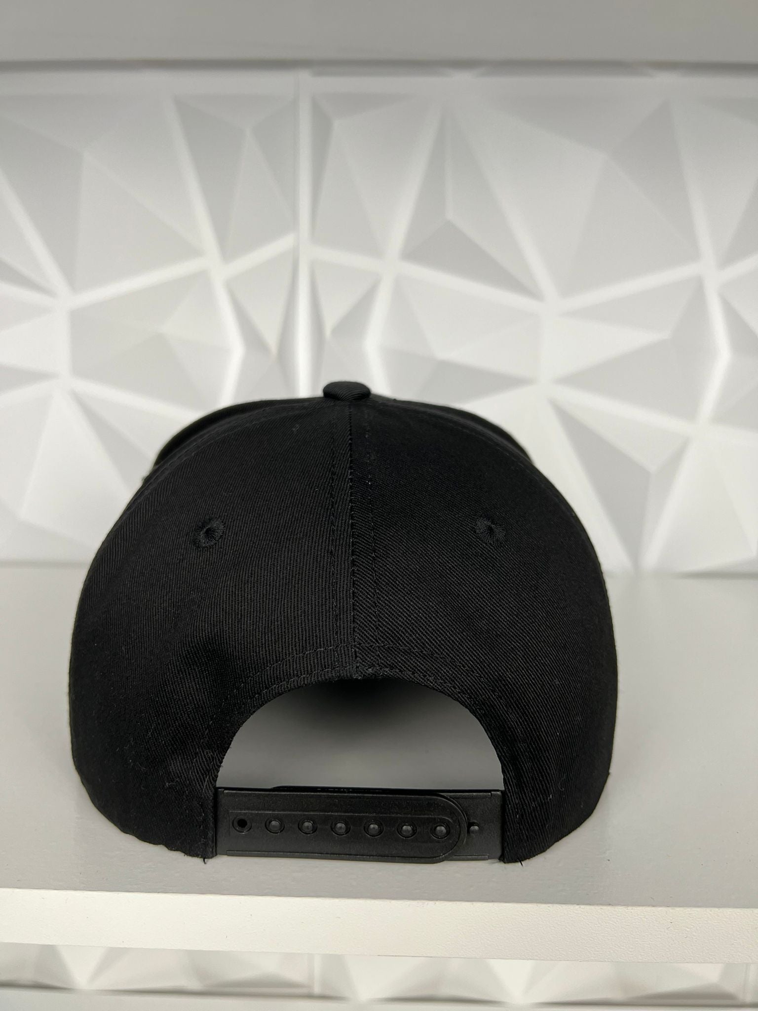 4X1 SnapBack Gorra- Negra